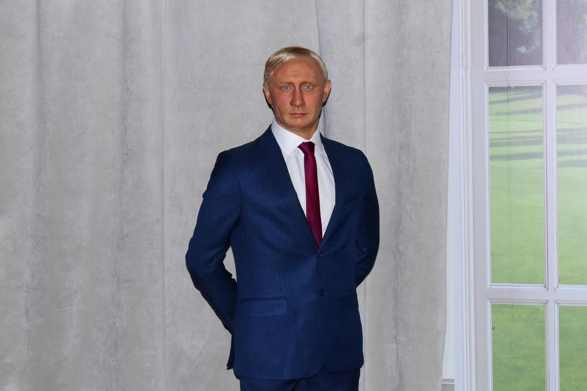 Museu de Cera de Olímpia (SP) retira estátua de Vladimir Putin