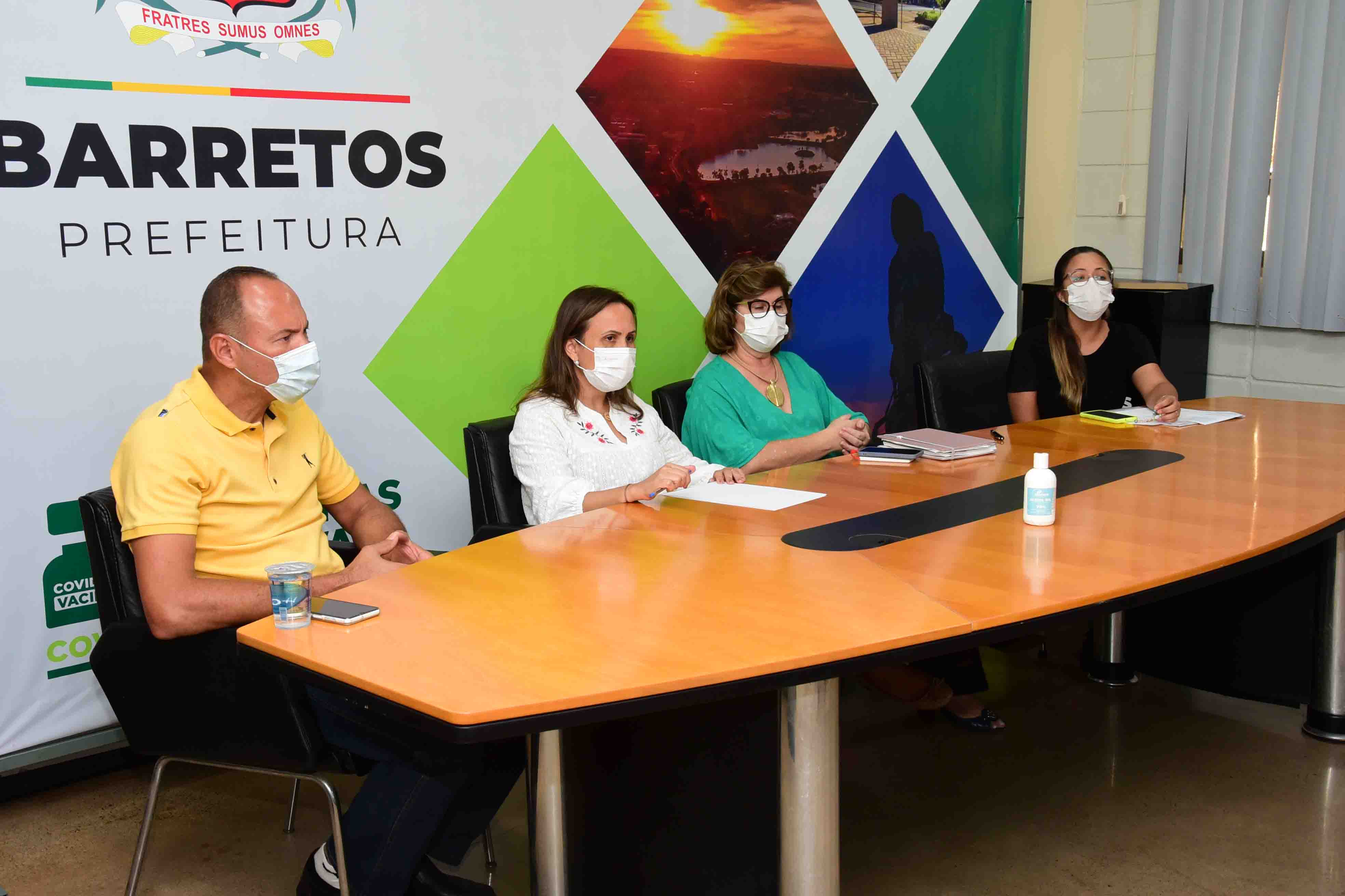 Prefeita Paula Lemos anuncia repasse de R$ 2.7 milhões anuais ao Fundo Municipal do Idoso