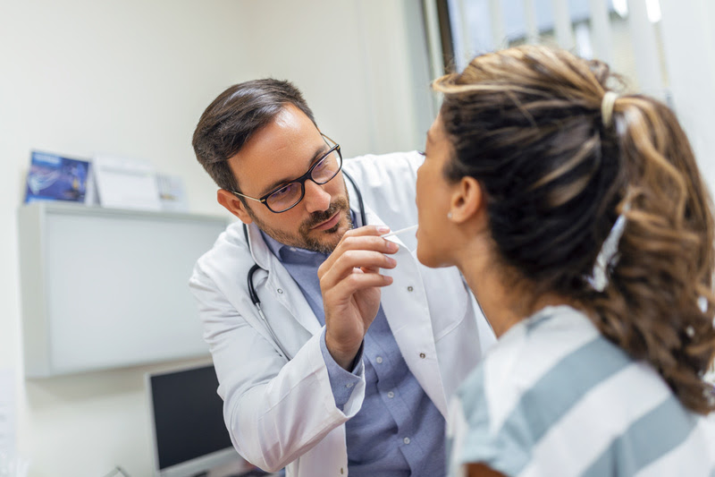 Saiba qual a importância de realizar check-up com um médico otorrinolaringologista