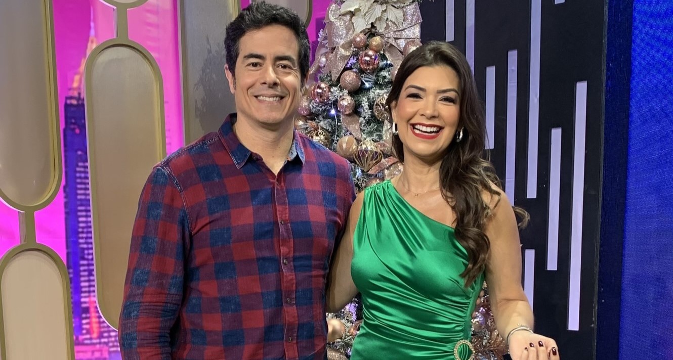 Amanda Françozo convida amigos para ceia de Natal em seu programa da TV Aparecida