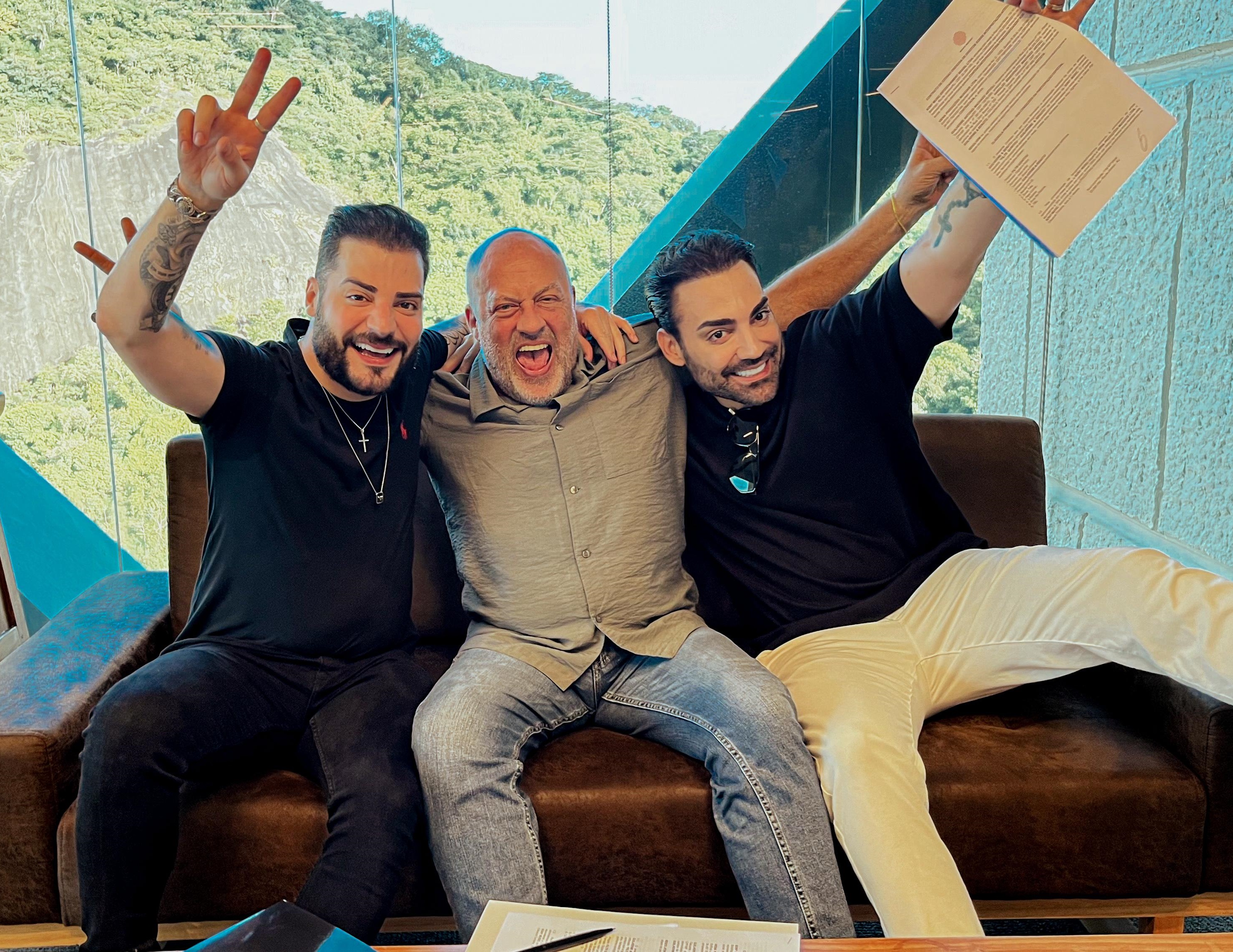 Sony Music renova com Guilherme & Benuto, uma das grandes duplas sertanejas da atualidade