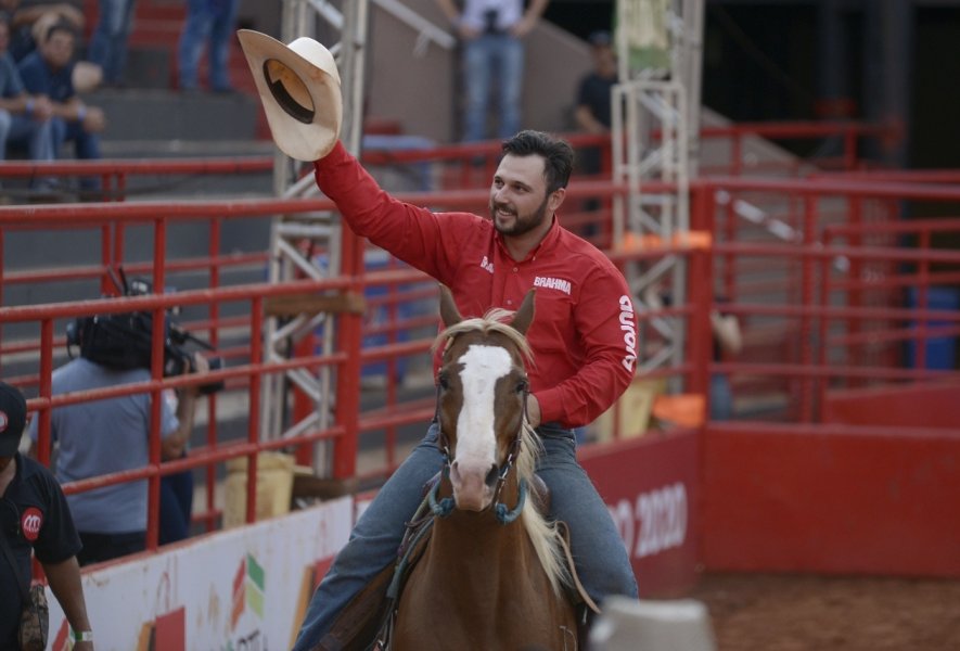 Toni Quel é campeão do Working Penning no Campeonato Barretos