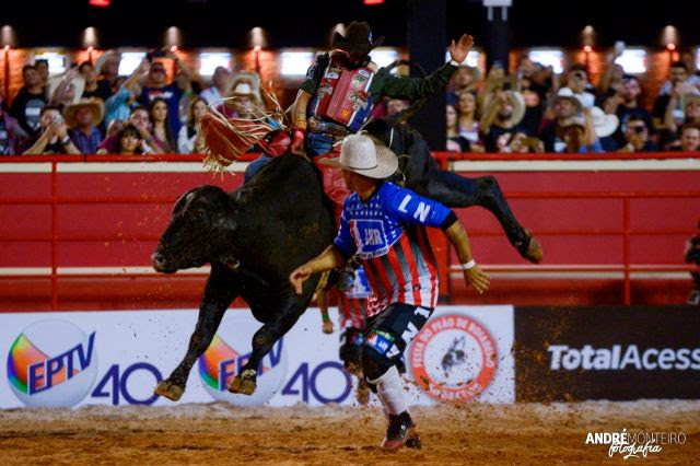 Festa do Peão de Barretos confirma live com rodeio e show