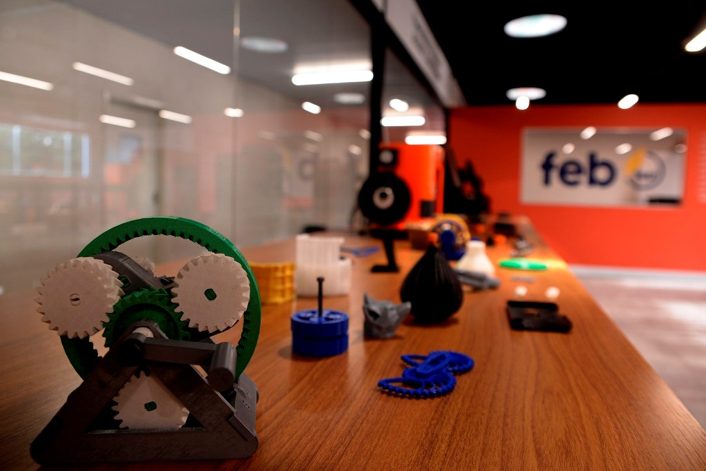 Espaço Maker do UNIFEB conquista Selo Global do FAB LAB