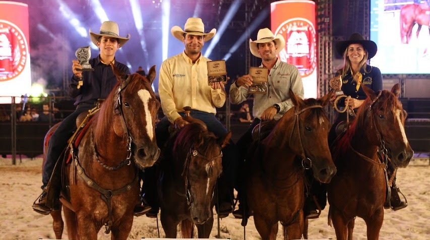 Provas cronometradas e homenagem à catira marcam início do Ribeirão Rodeo Music