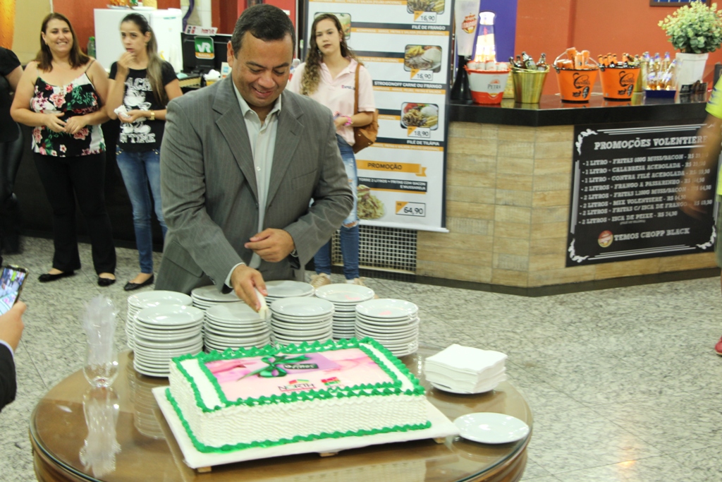 North Shopping Barretos rende graças pelos 8 anos do empreendimento com espiritualidade ecumênica